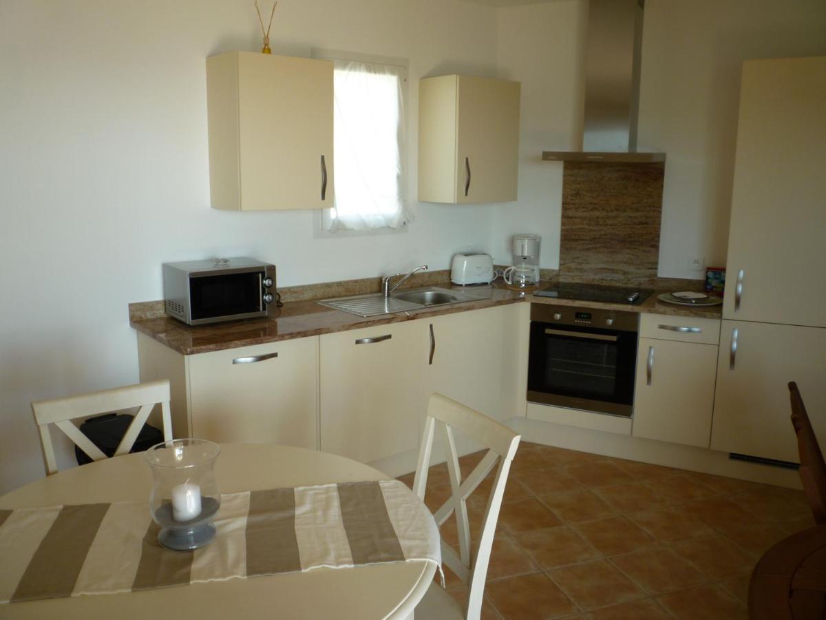 Appartement Pied Dans L Eau Et Vue Mer Magnifique Sartène Exteriér fotografie